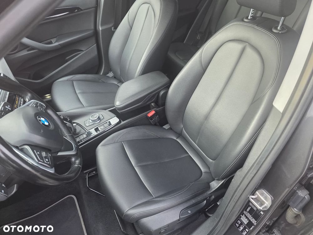 BMW X1 xDrive18d Advantage - 18