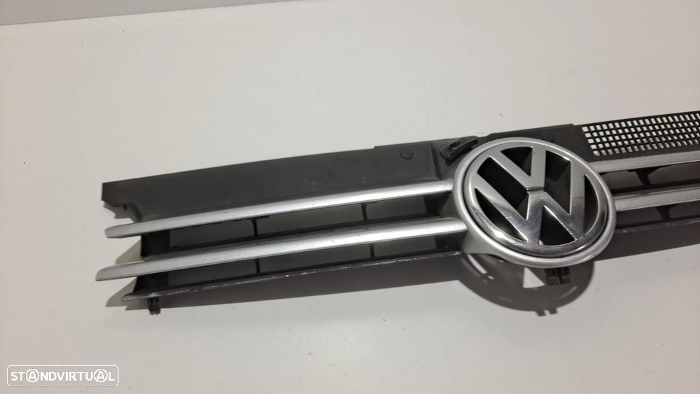 GRELHA FRONTAL VOLKSWAGEN GOLF IV 2002 -1J0853655G - 3