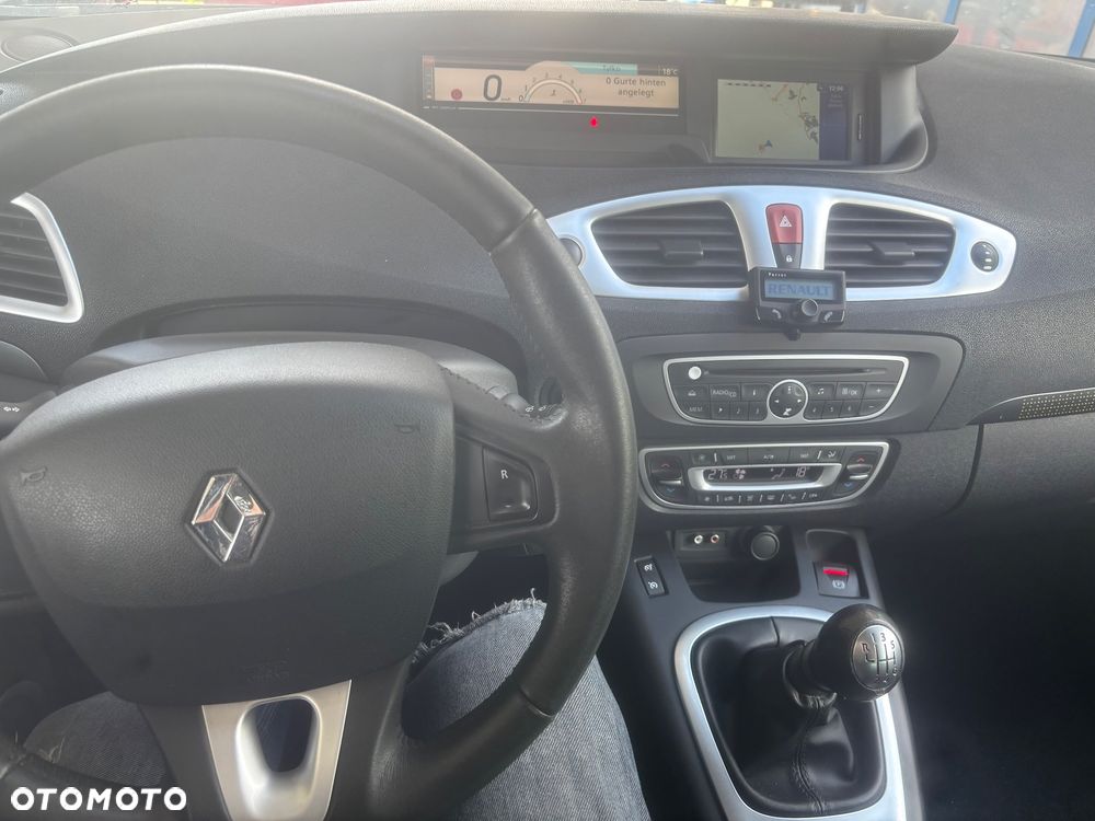 Renault Scenic TCe 130 Dynamique - 32
