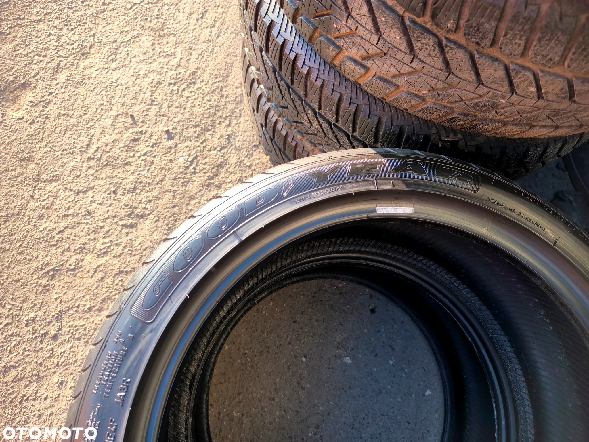 225/45R18 91Y 255/40R18 95Y Przód Tył Opony Letnie Lato GOODYEAR EFFICIENTGRIP * RF 5,5mm Legnica ALU-RAD 225/45 255/40 - 12