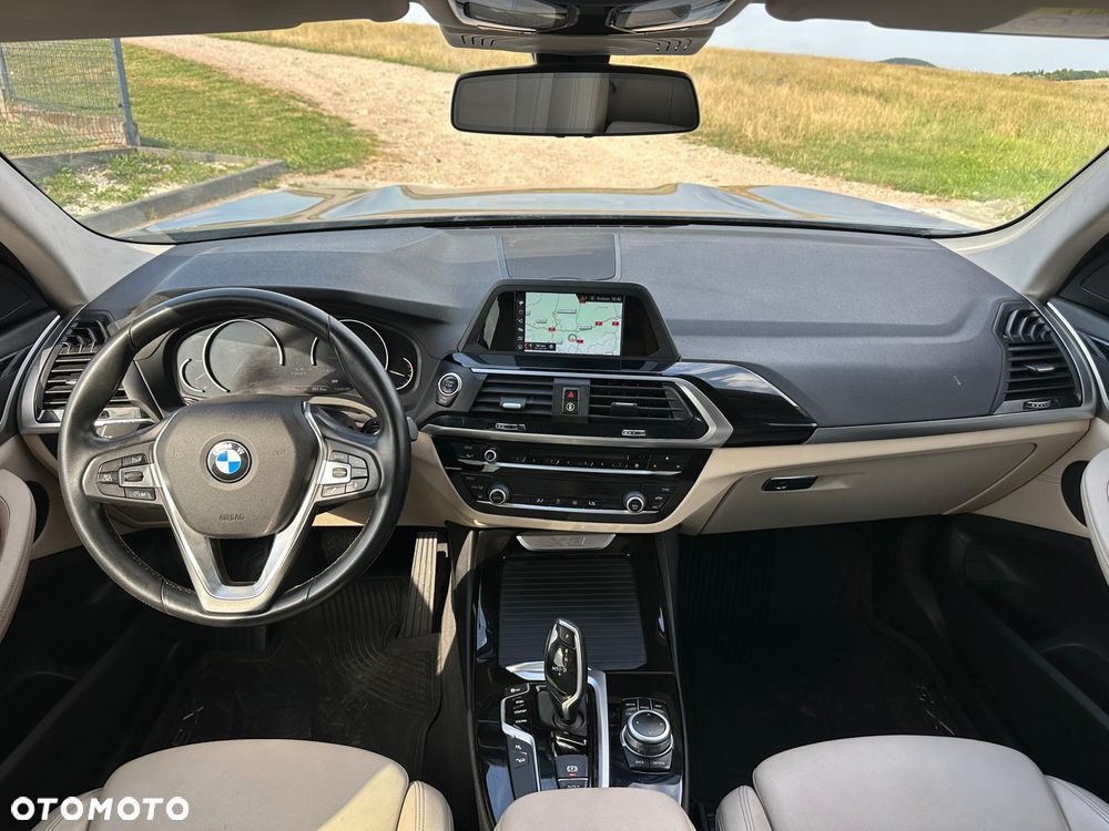 BMW X3 xDrive20d xLine - 9