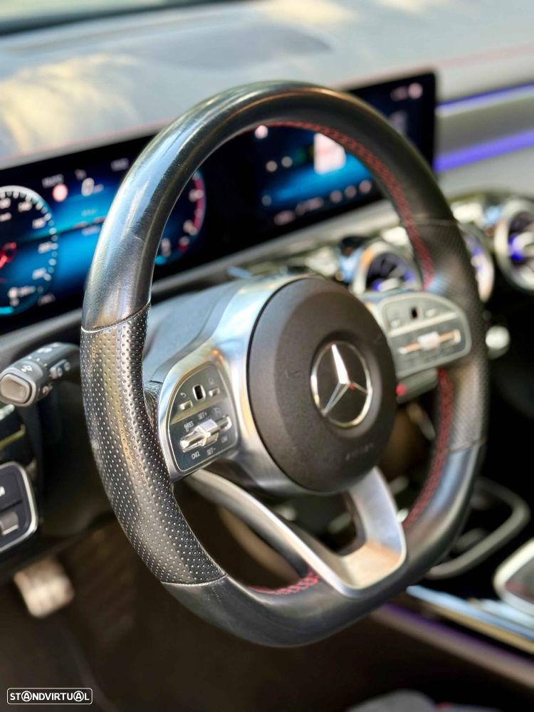 Mercedes-Benz CLA 180 d Shooting Brake AMG Line - 13