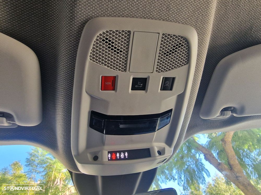 Jeep Avenger 54 kWh Summit - 25