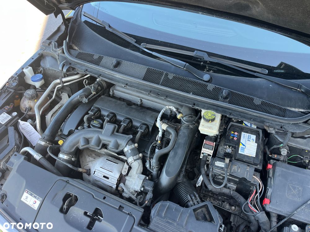 Peugeot 308 1.6 THP Active - 12