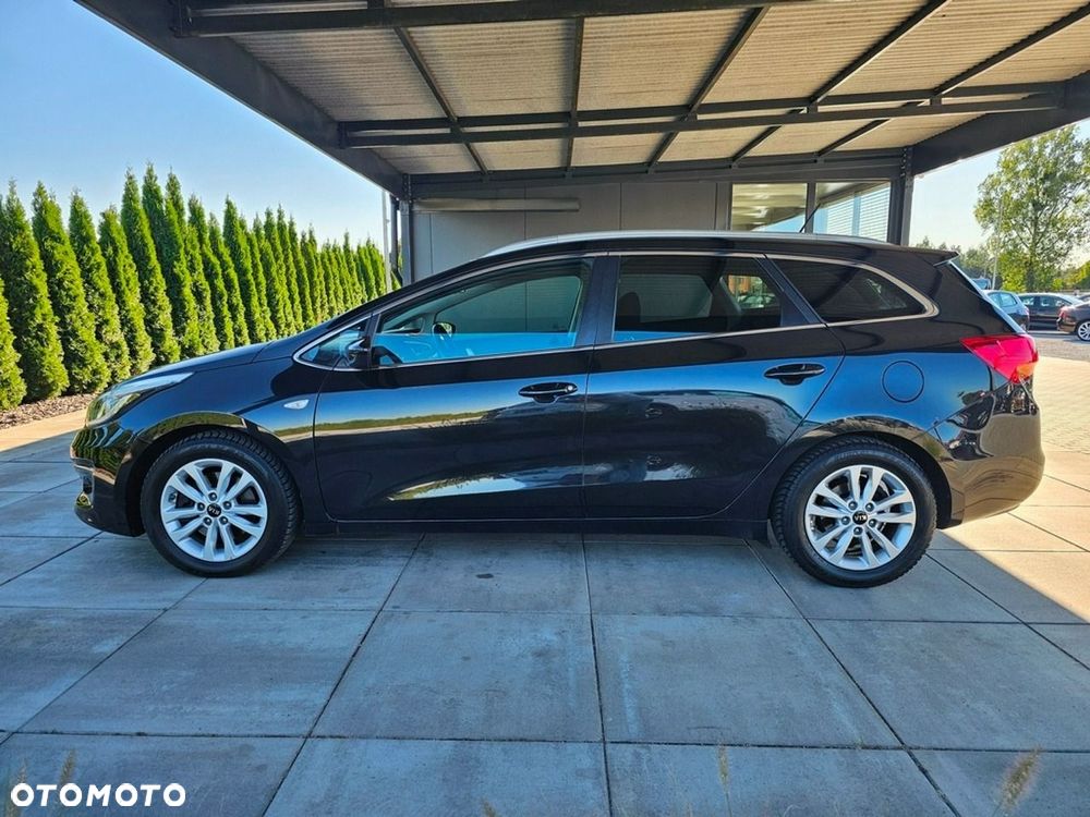 Kia Ceed - 9