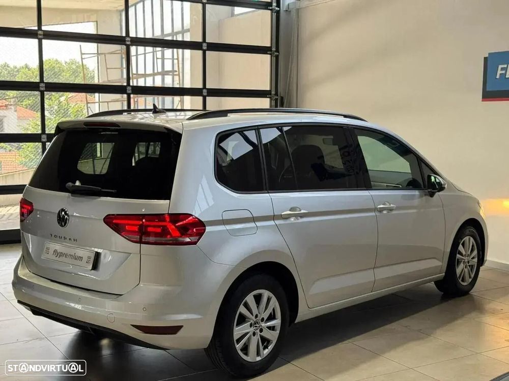VW Touran 2.0 TDI Confortline - 27