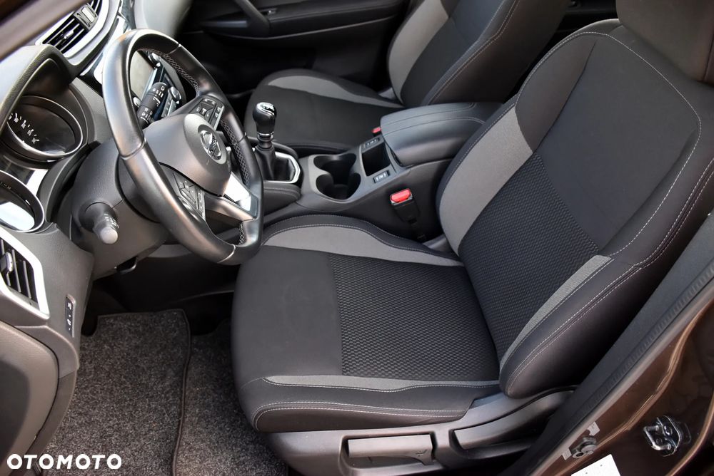 Nissan Qashqai - 17