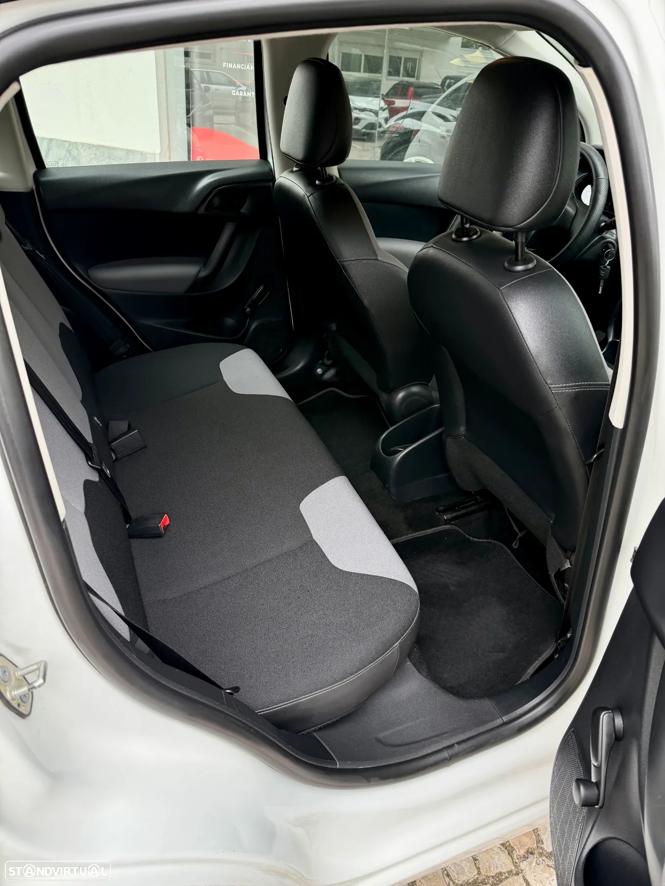 Citroën C3 1.0 PureTech Attraction - 10