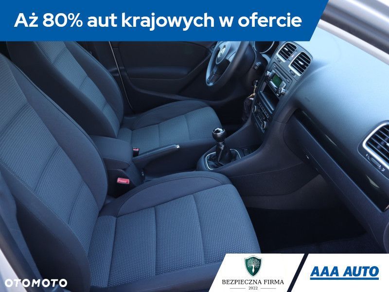 Volkswagen Golf - 11