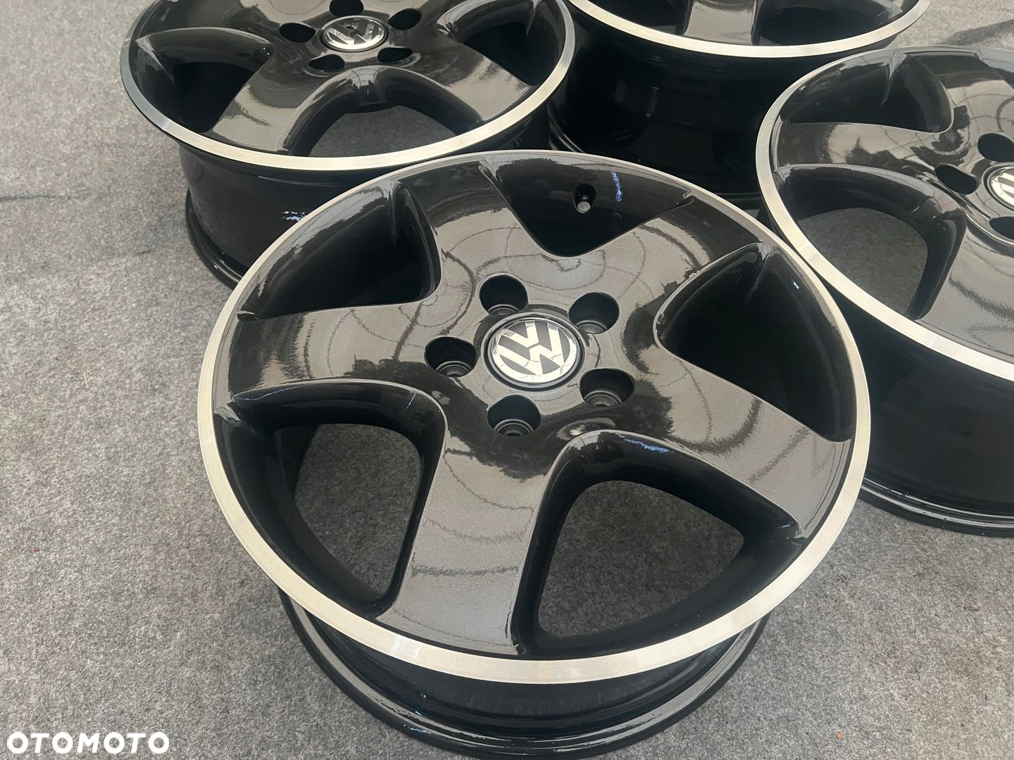 FELGI ALU VW VOLKSWAGEN 7H0 T5 T6 17 5X120 ET55 ORYGINALNE IDEALNE - 2
