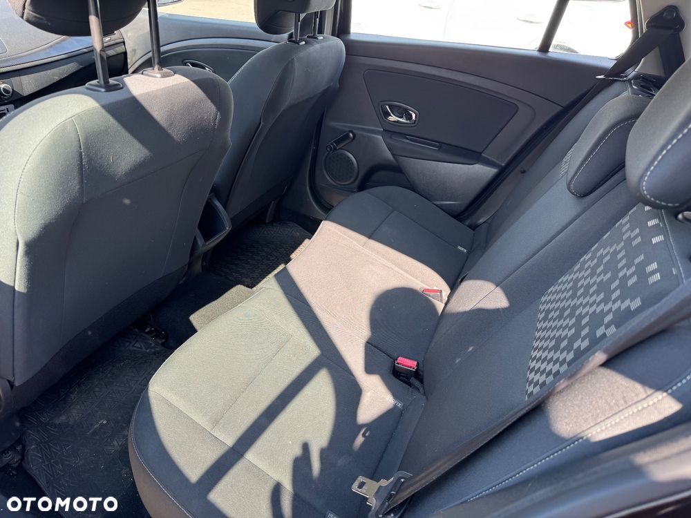 Renault Megane 1.6 16V 100 Expression - 12