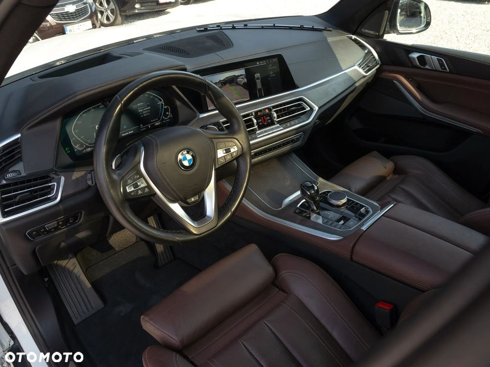 BMW X5 xDrive45e - 12