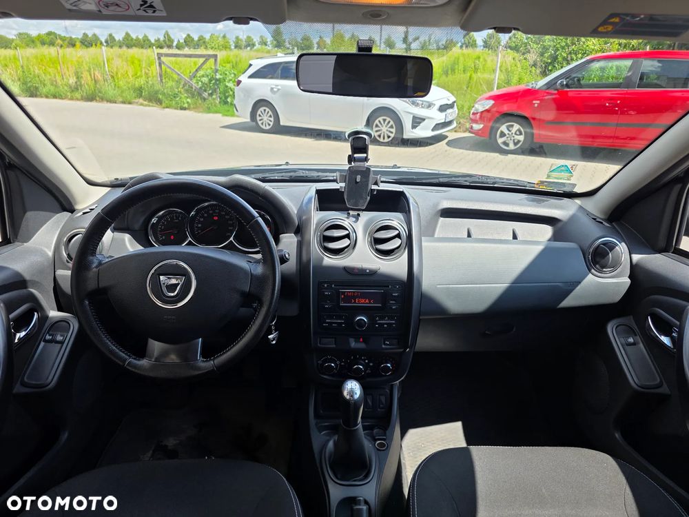 Dacia Duster 1.6 Laureate Euro5 - 14