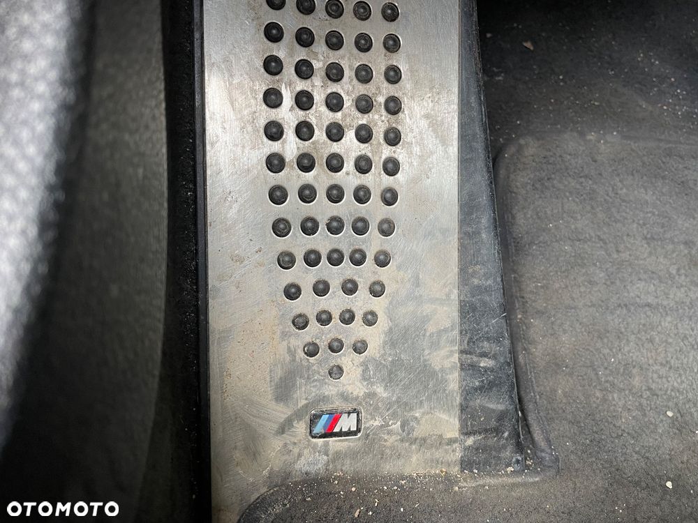 BMW Seria 5 528i xDrive Luxury Line - 36