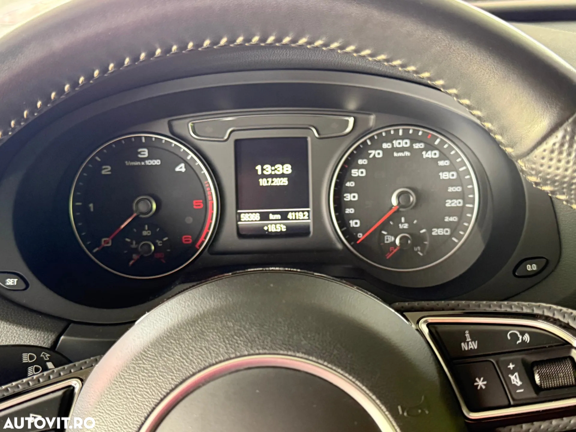Audi Q3 2.0 35 TDI S tronic S Line - 16