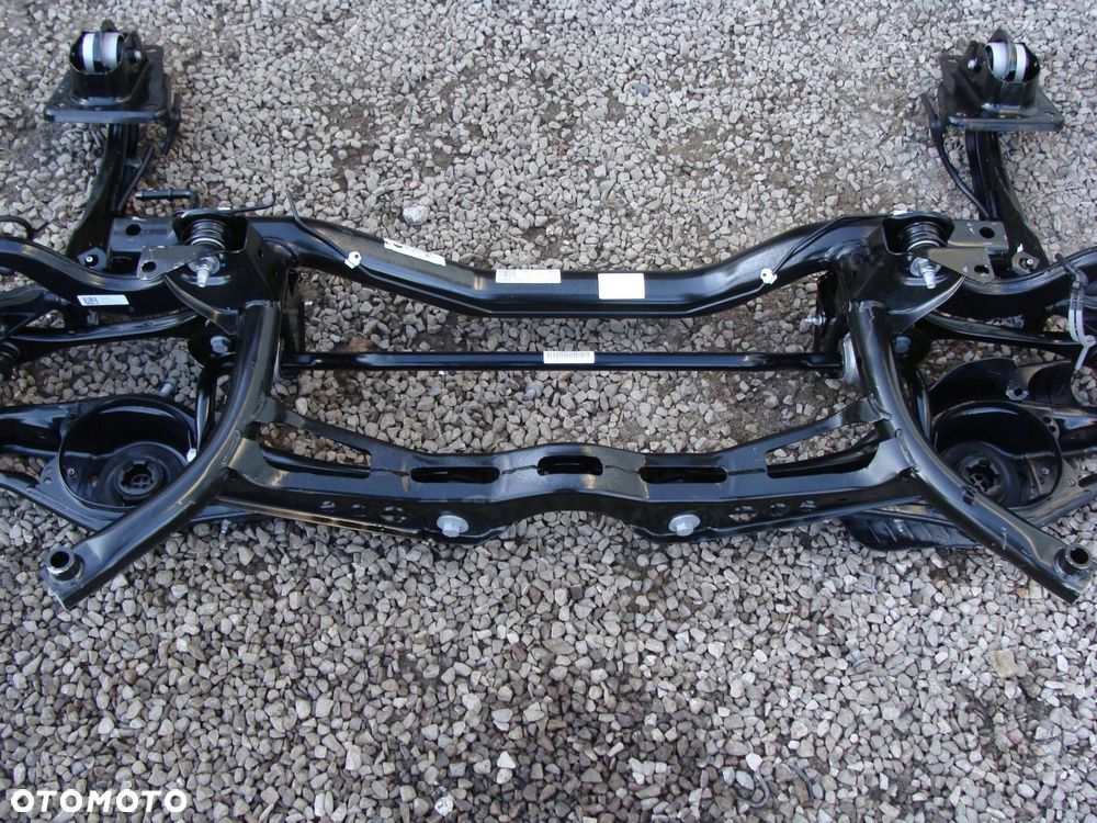 belka oś tylna zawieszenie vw golf viii 8 gti 2024r 5h0500039a - 5