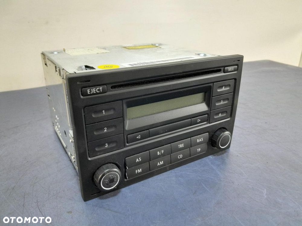VOLKSWAGEN POLO IV FL RADIO CD - 2