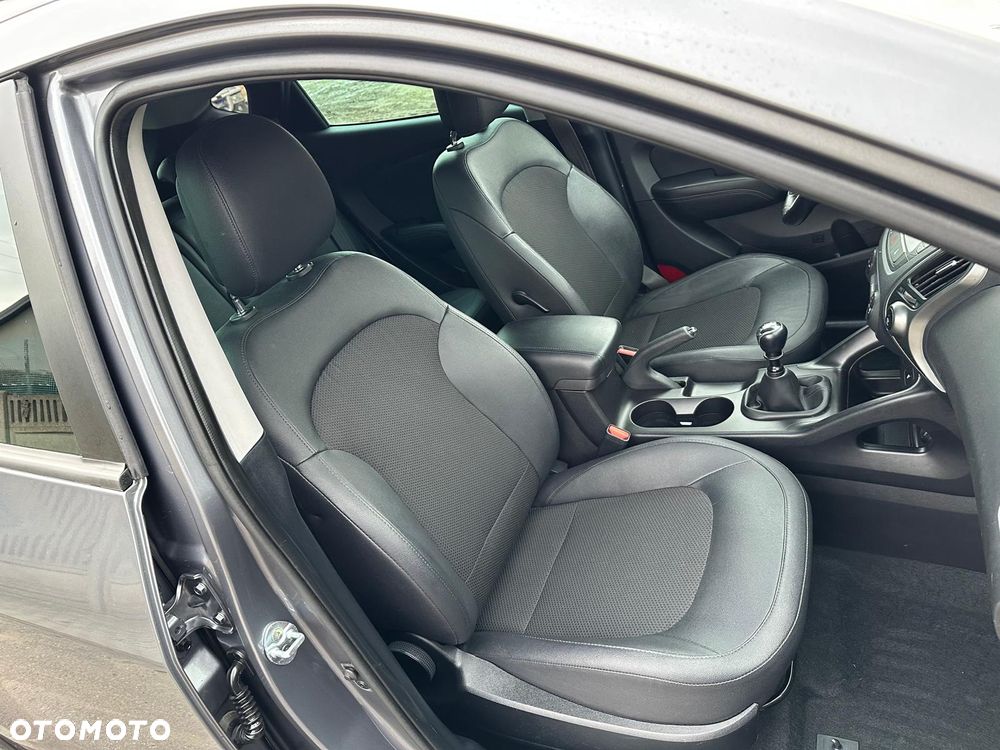 Hyundai ix35 1.7 CRDi 2WD Trend - 20