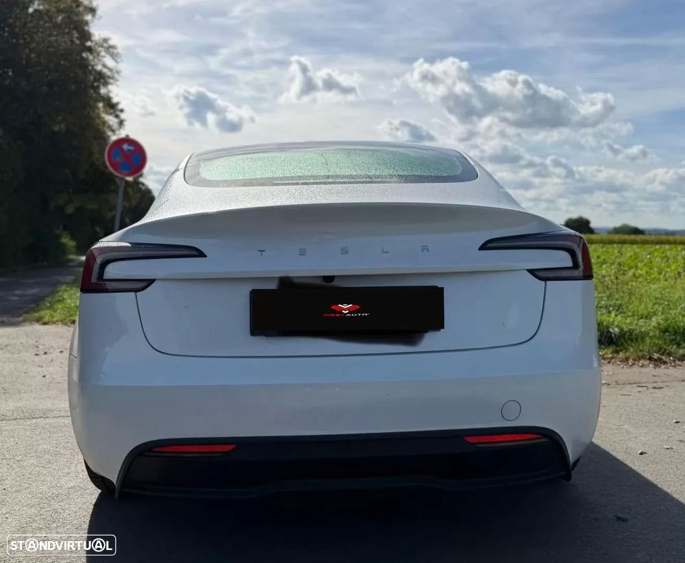 Tesla Model 3 2024 photo 5