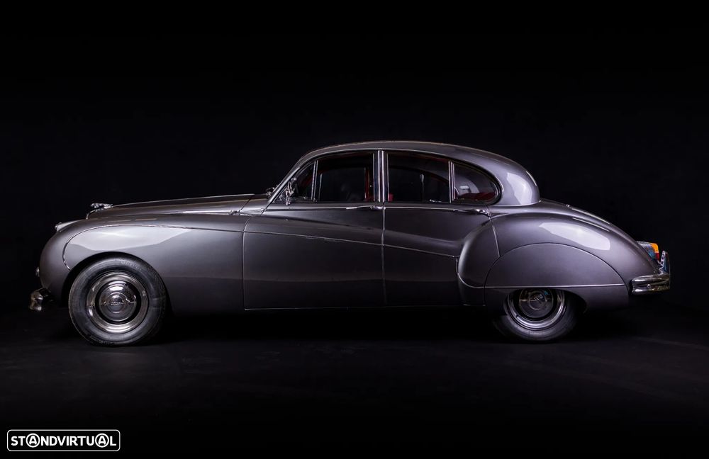 Jaguar MK IX - 28