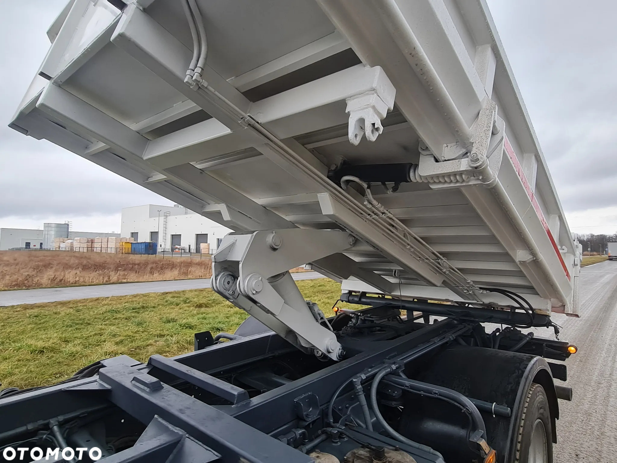 Iveco Eurocargo 2009 r. Wywrotka 2str. Tylko 70tyś km HYDROBURTA Specjalny Brygadówka Hydraulika Solarka Piaskarka - 14