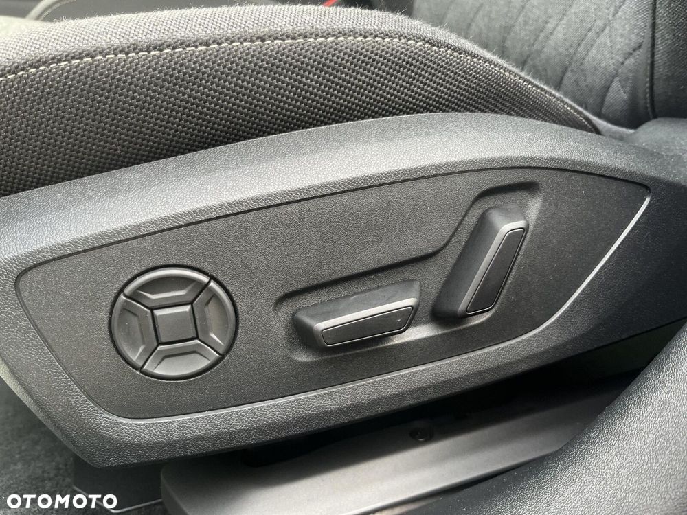 Audi A5 Avant TFSI Quattro S tronic - 32