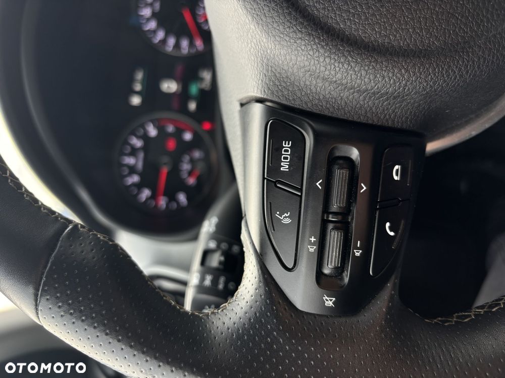 Kia Stonic 1.0 T-GDI MHEV L - 15