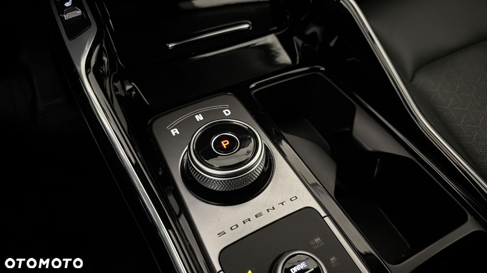 Kia Sorento 1.6 T-GDI HEV XL 7os - 18