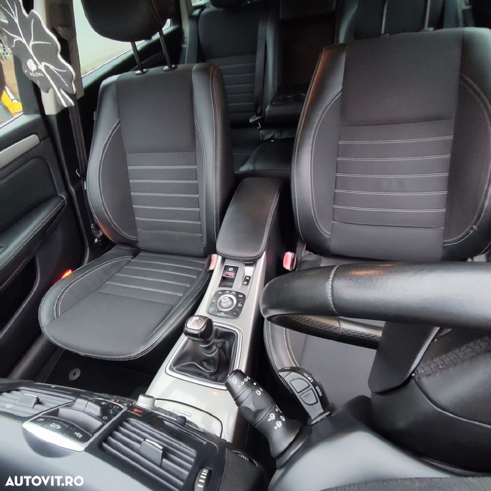 Renault Laguna 2.0dCi Initiale - 10