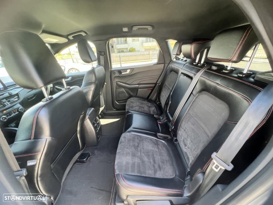 Ford Kuga 2.5 PHEV ST-Line X - 22