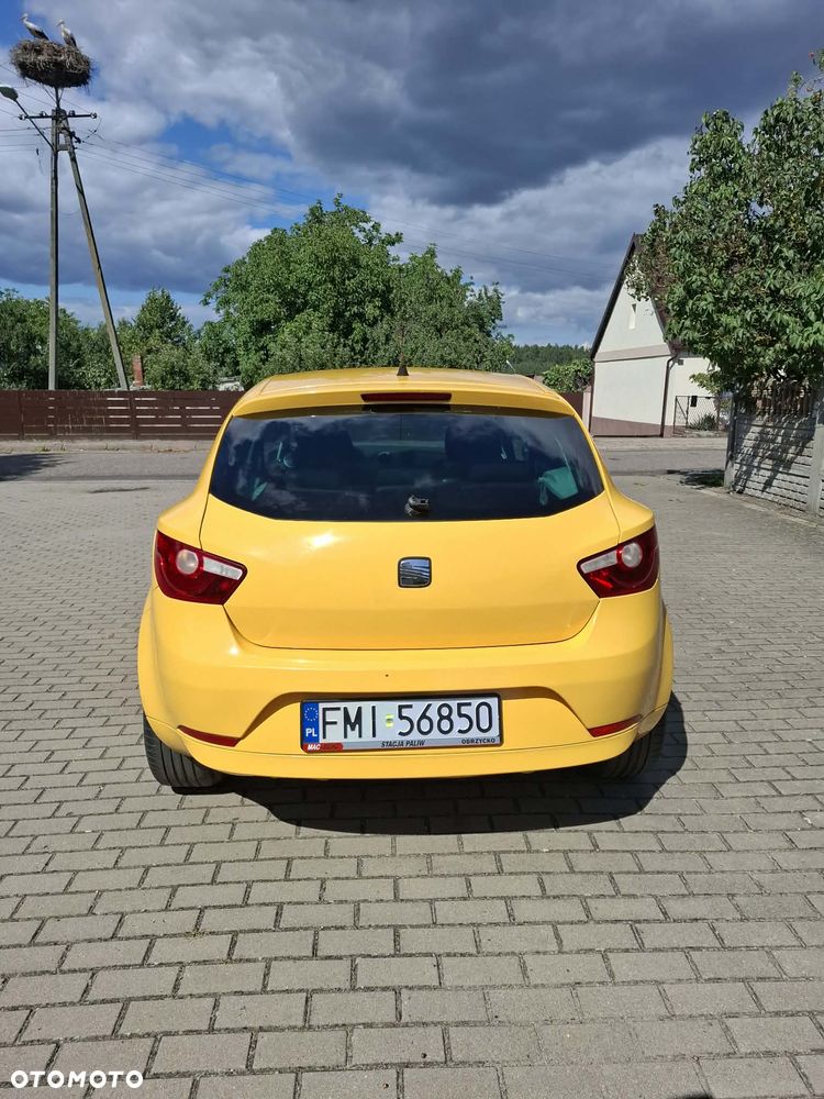 Seat Ibiza SC 1.6 16V Style - 11