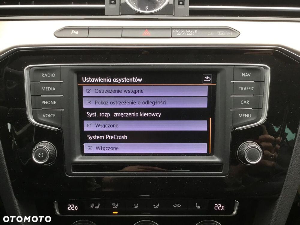 Volkswagen Passat 2.0 TDI SCR DSG Highline - 19