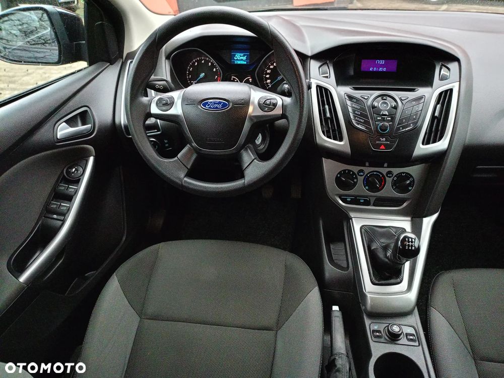 Ford Focus 1.6 TI-VCT Champions Edition - 10