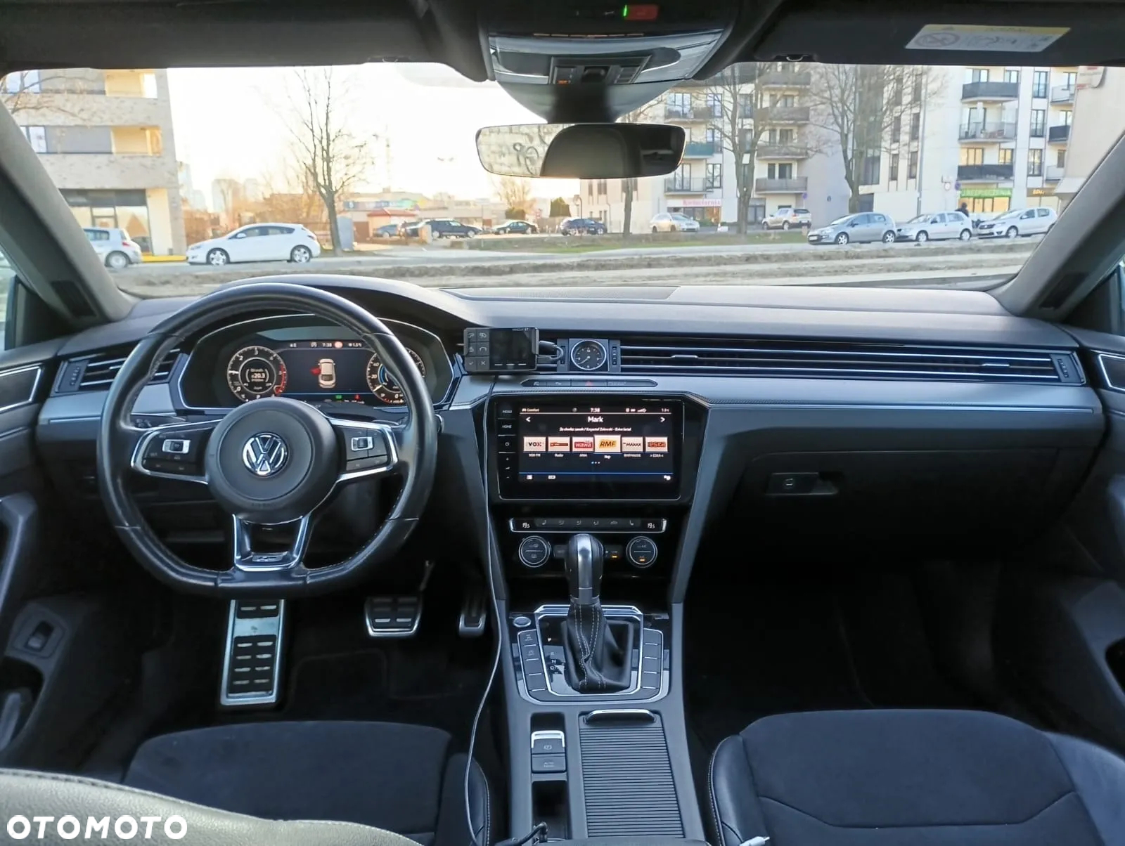 Volkswagen Arteon 2.0 TDI Bi-Turbo SCR 4Mot R-Line DSG - 7