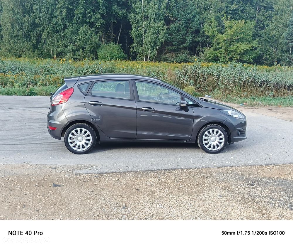 Ford Fiesta 1.5 TDCi Ambiente - 23