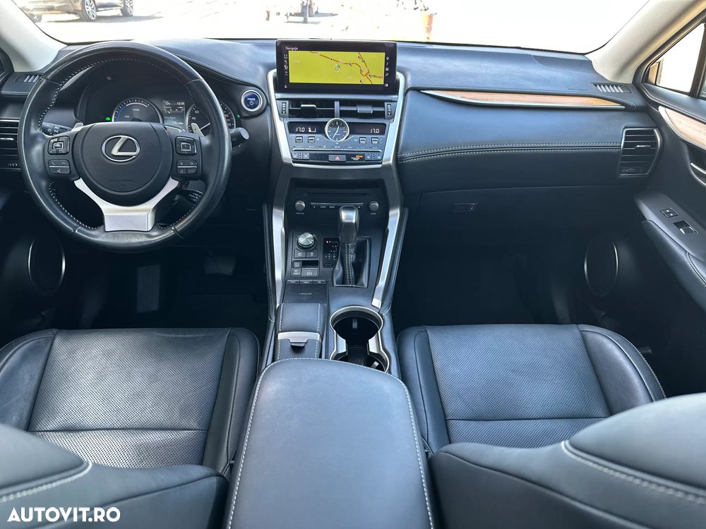 Lexus Seria NX 300h AWD Luxury - 16