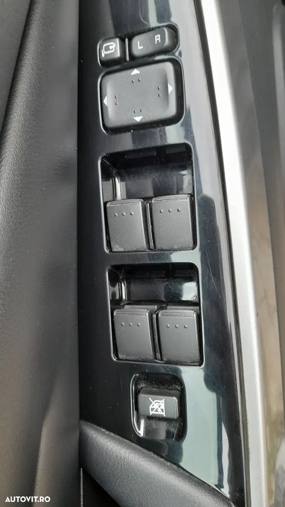 Mazda CX-7 CD173 Revolution Top - 22