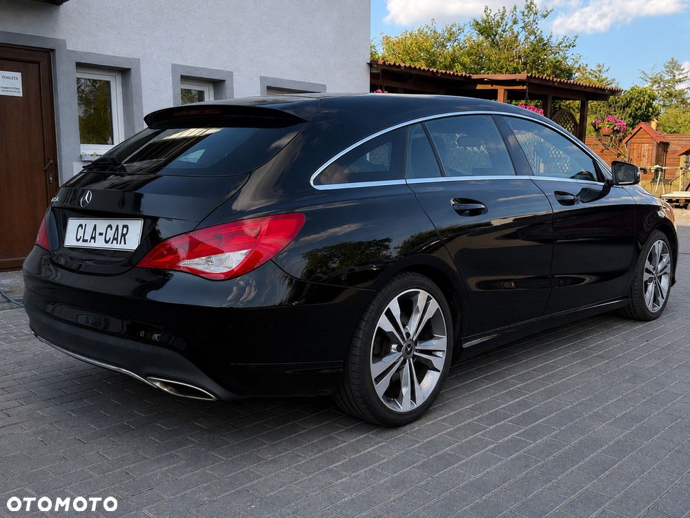 Mercedes-Benz CLA 200 Urban - 28