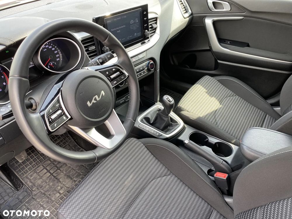Kia XCeed 1.5 T-GDI M - 9