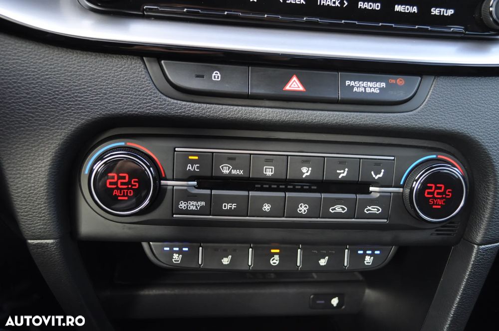 Kia Ceed SW 1.6 GDI DCT OPF Plug-in-Hybrid Platinum Edition - 37