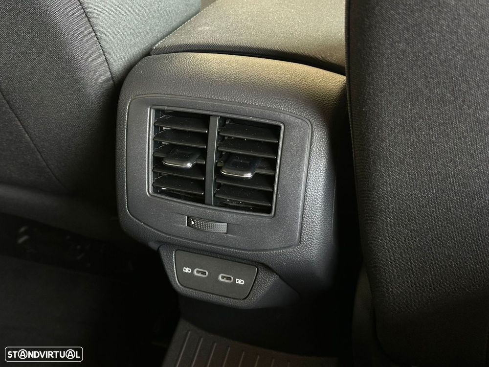 VW T-Roc 1.0 TSI Urban - 13