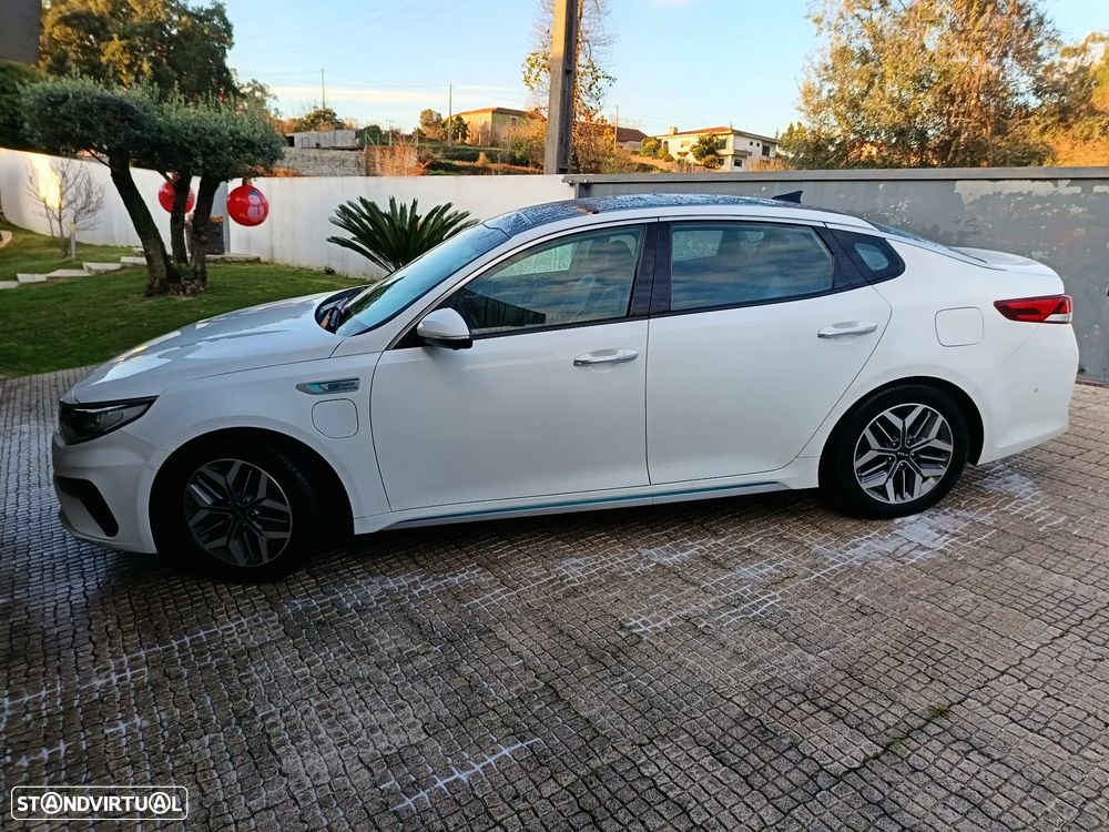 Kia Optima 2.0 CVVT PHEV - 8