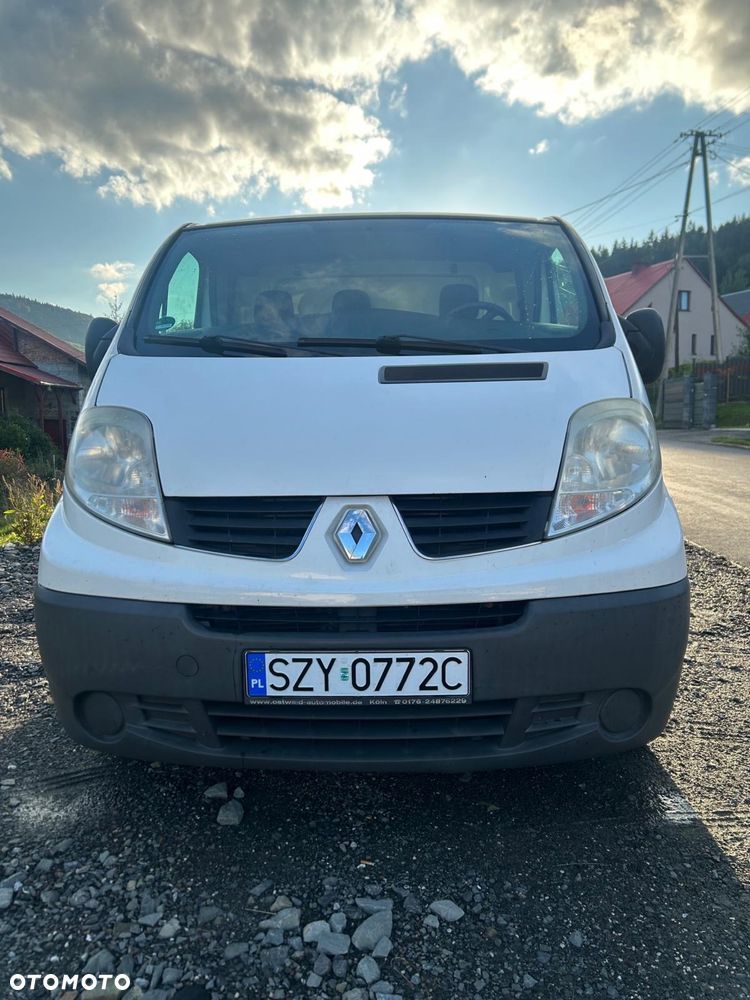 Renault Trafic - 1