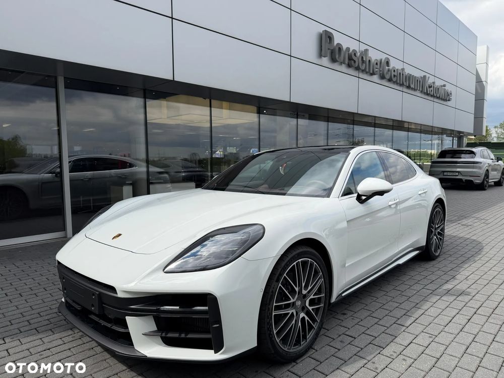 Porsche Panamera 4 - 3