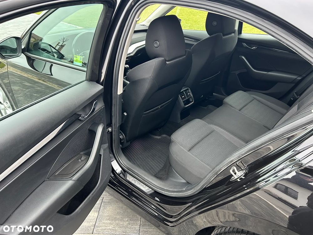 Skoda Octavia 1.5 TSI ACT Ambition - 19