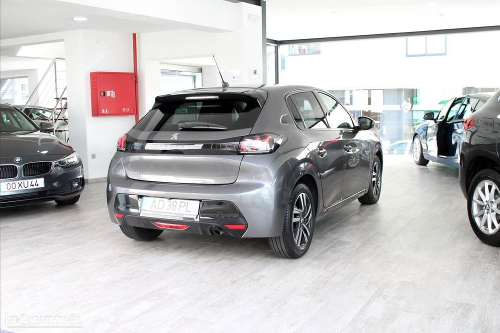 Peugeot 208 1.2 PureTech Allure - 8