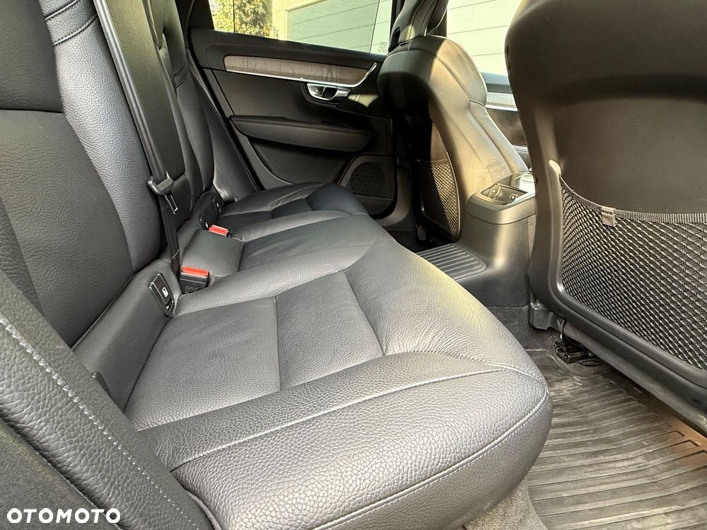 Volvo V90 T8 Recharge AWD Geartronic Inscription - 40