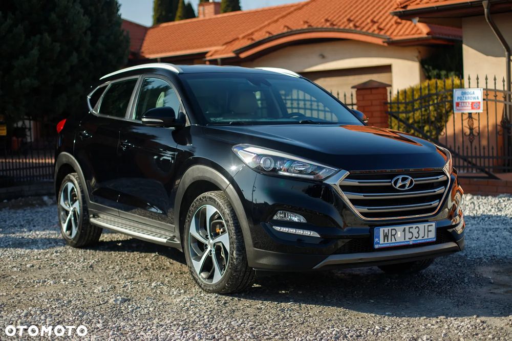 Hyundai Tucson 1.6 GDI BlueDrive Style 2WD - 18