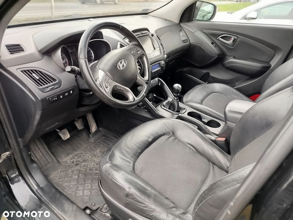 Hyundai ix35 blue 1.6 2WD Finale Gold - 6