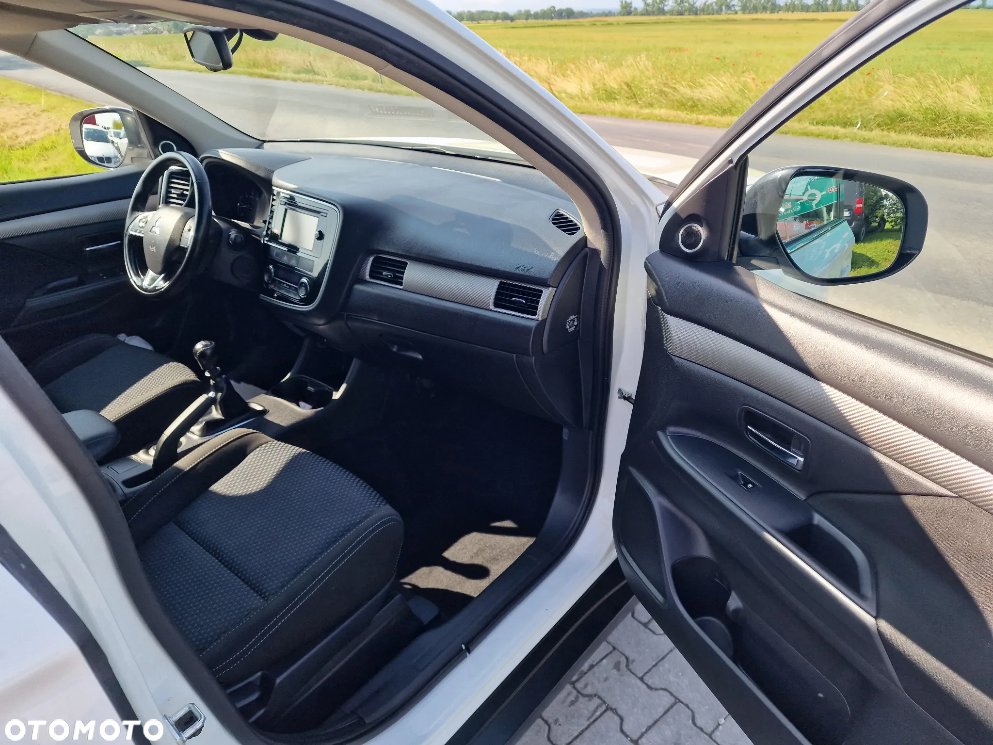 Mitsubishi Outlander 2.2 DID Intense + 4WD - 28